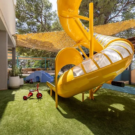 מלון Sunny By Valamar