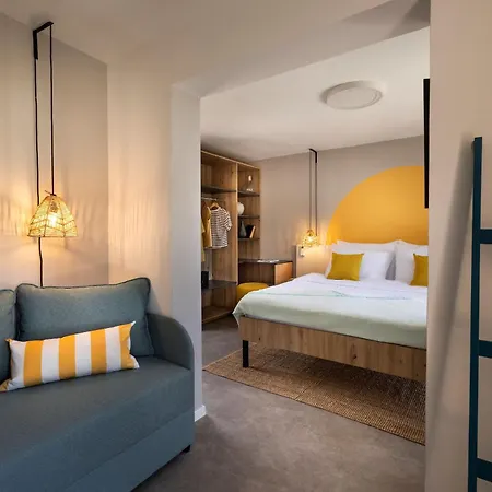 Sunny By Valamar Hotell 3*