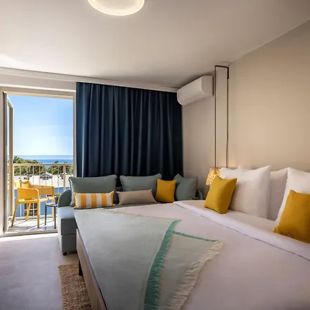 Sunny By Valamar Hotel Makarská