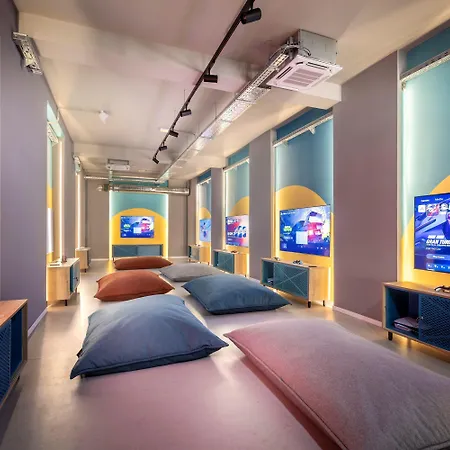 Szálloda Sunny By Valamar Makarska