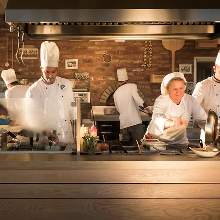 Szálloda Sunny By Valamar