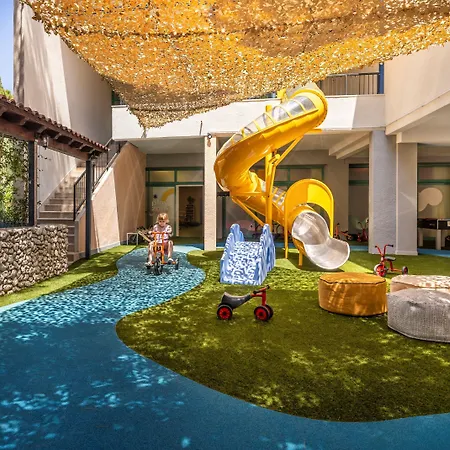 Sunny By Valamar Hotel 3*