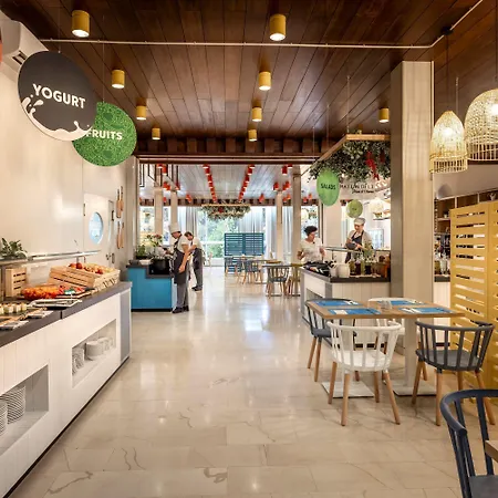 Sunny By Valamar 3* Makarska