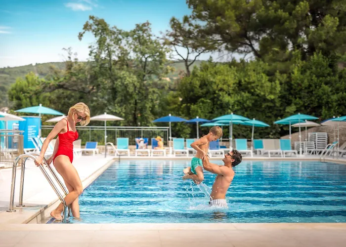 Sunny By Valamar 3* Makarska